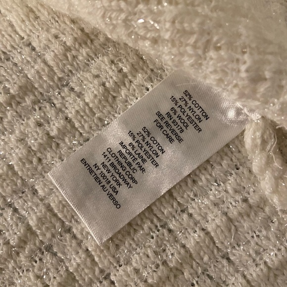 NWT Elie Tahari Size S Cream Knit Embellished Textured Cardigan Beaded Pearls - Picture 8 of 11